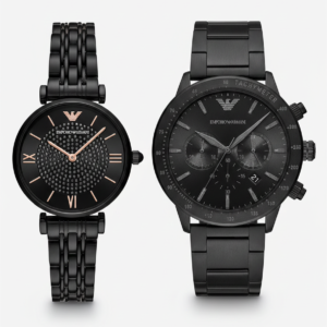 Cadeau-saint-valentin-couple-maroc-pack-montres-armani-noir-luxe.webp Pack Duo Montres Emporio Armani Acier Noir – Coffret Cadeau Saint Valentin Couple Maroc (AR11242 & AR11245)