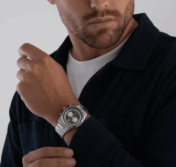 Montre Homme Emporio Armani AR11637 Chronographe Cadran Vert Émeraude et Acier 43mm