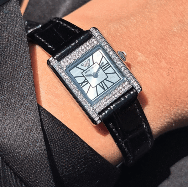 emporio-armani-ar11660-on-wrist.png Montre Emporio Armani AR11660 XSmall 20 mm Femme