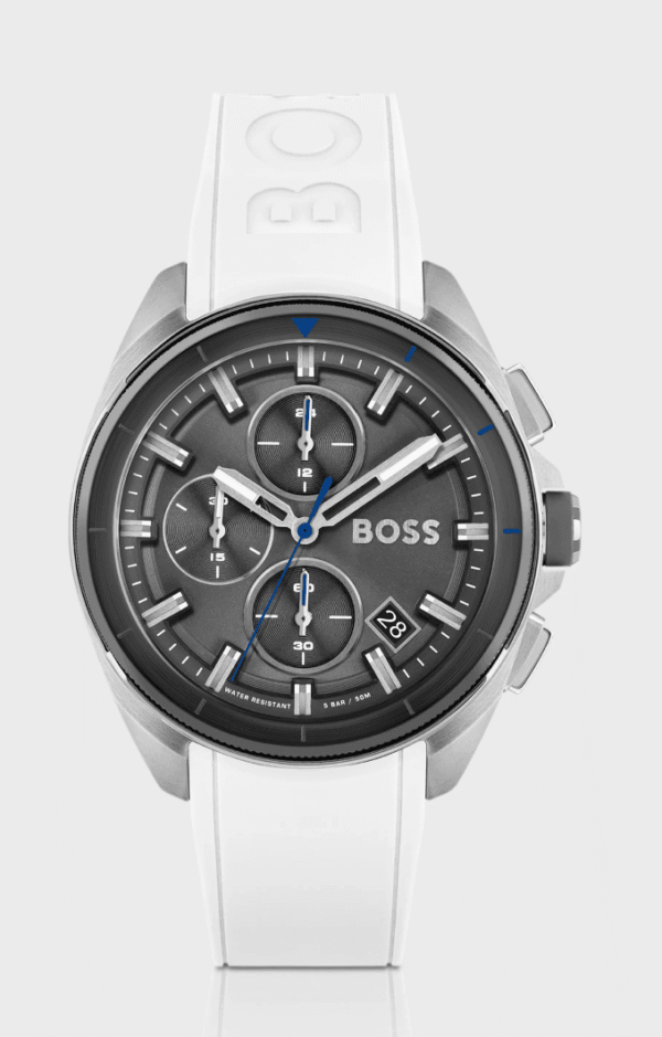 hugo-boss-volane-1513948-front-grey-dial-white.png Montre Hugo Boss Volane 1513948 – Chronographe Homme Cadran Gris & Bracelet Silicone Blanc