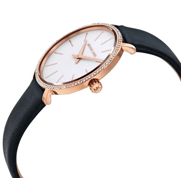 michael-kors-mk2835-profil-finesse-boitier-32mm-maroc.png Montre Femme Michael Kors Pyper MK2835 Or Rose et Cuir Noir (32mm)
