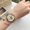 michael-kors-mk3844-montre-femme-portee.png Montre Michael Kors Portia MK3844 Femme