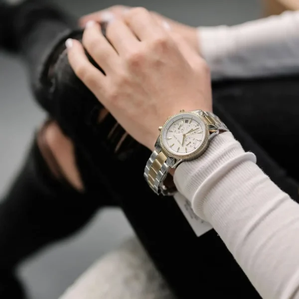 Michael Kors MK6474 Ritz – Montre Femme Chronographe Bicolore