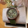 michael-kors-mk7421-mini-pilot-cadran-vert-cristaux.webp Michael Kors MK7421 Mini Pilot – Montre Femme Verte et Rose Gold