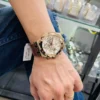 Montre Guess GW0262G3 Homme — Boîtier Acier 44 mm, Cadran Blanc Cassé & Bracelet Cuir Marron