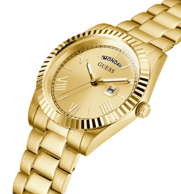 montre-homme-guess-gw0265g2-trois-quarts.png Montre Homme Guess Day/Date Watch GW0265G2 — Doré Cadran Champagne