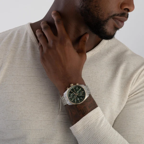 montre-hugo-boss-1514195-poignet-style-maroc.webp Montre Hugo Boss 1514195 Skytraveller Chronographe Cadran Vert Acier Pour Homme