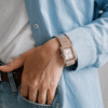 montre-michael-kors-emery-mk4743-portee-poignet-or-rose.png Montre Michael Kors Emery MK4743 Femme — Or Rose Cristaux Pavés