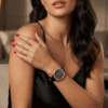 Michael Kors Layton MK2911 – Or Cristaux Cadran Nacré Noir Cuir (MK2911)